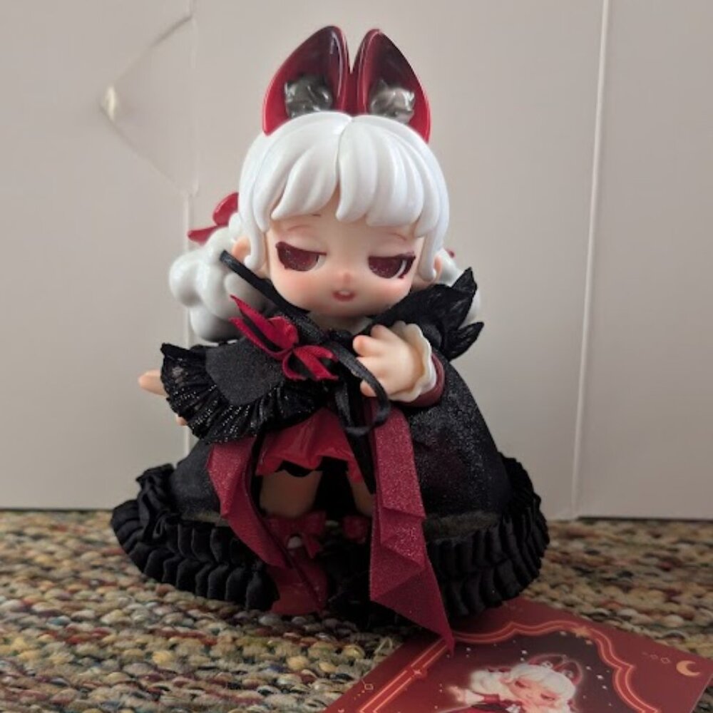 ***HOLD for Lizzard Princess*** Jotoys Miana The Sleeping Castle "Noble Count" - Picture 2 of 7
